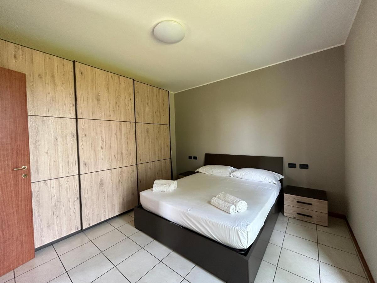 Appartamento Mimosa - Immobili E Soluzioni Rent Brembate Extérieur photo